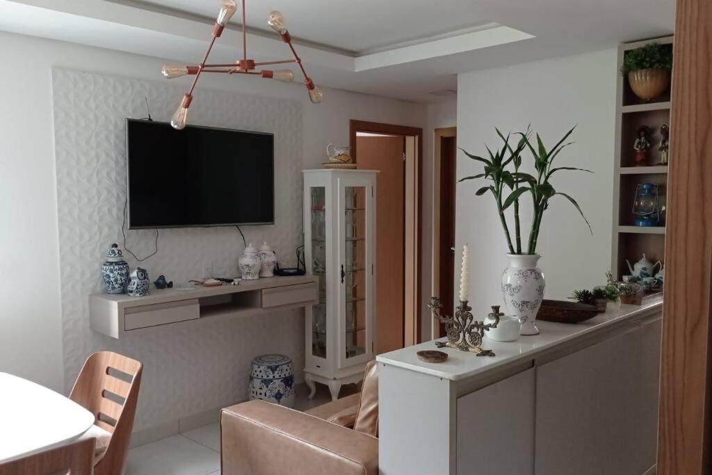 Apartment Em